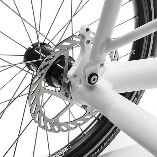 Frame without suspension