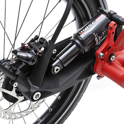 Rear wheel suspension – higher position
